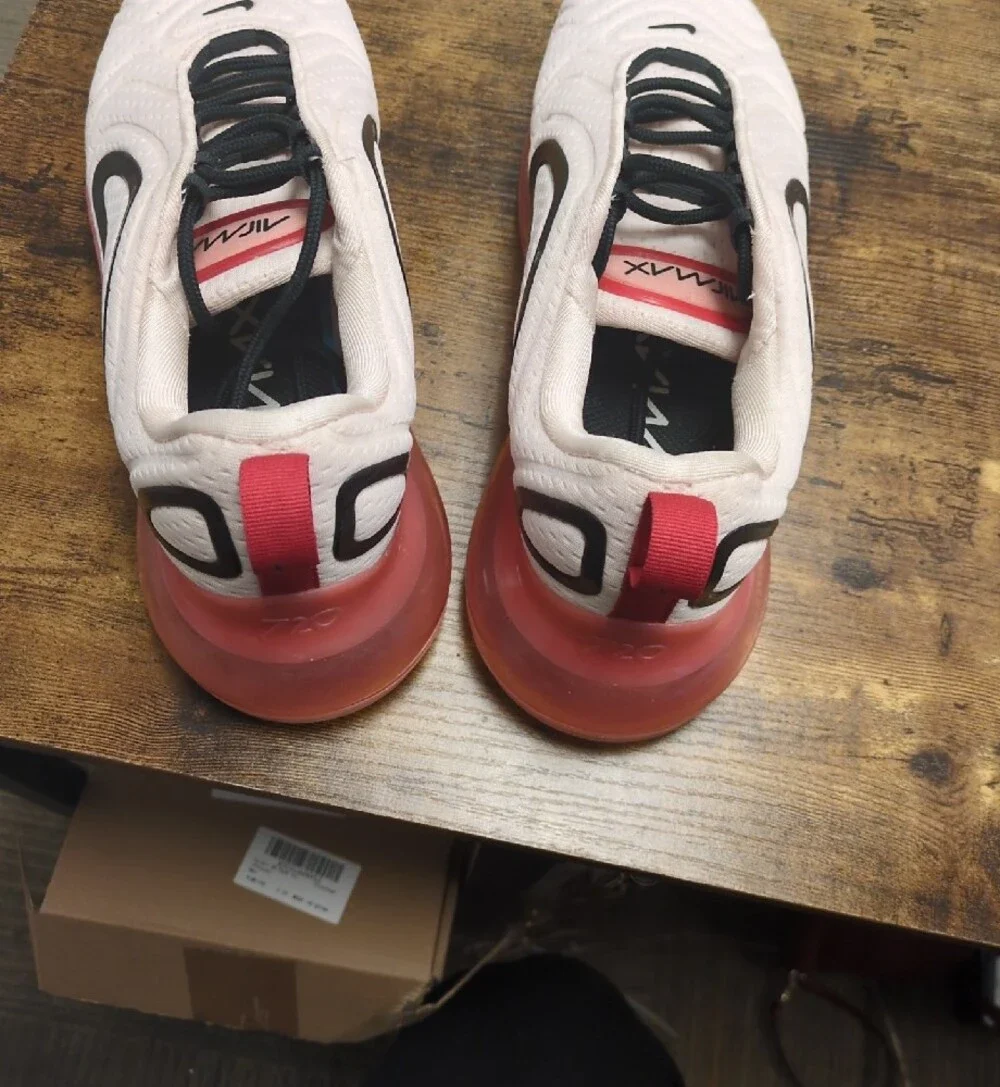 Nike Air Max Sneakers/9